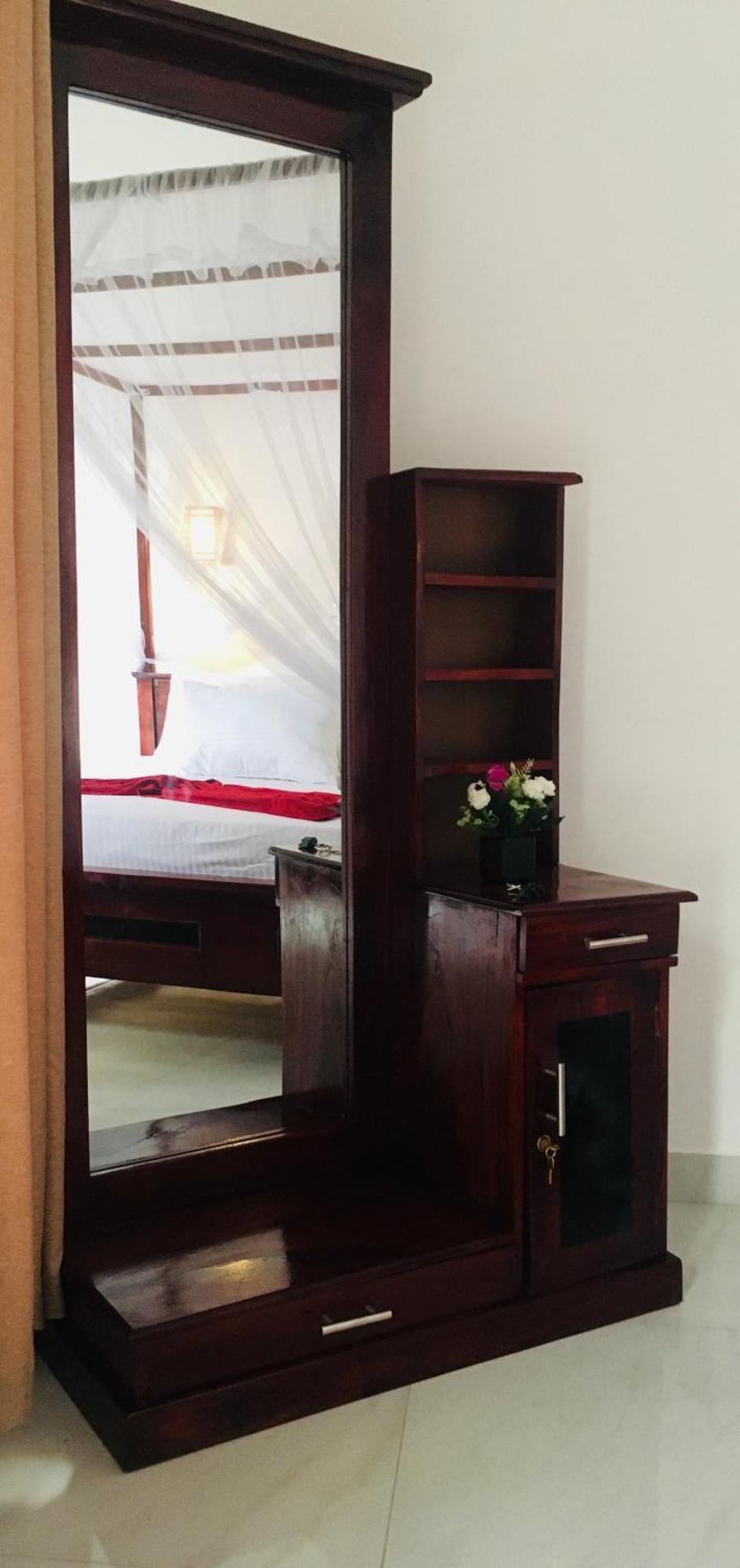 Anthony Guesthouse Hikkaduwa Zewnętrze zdjęcie