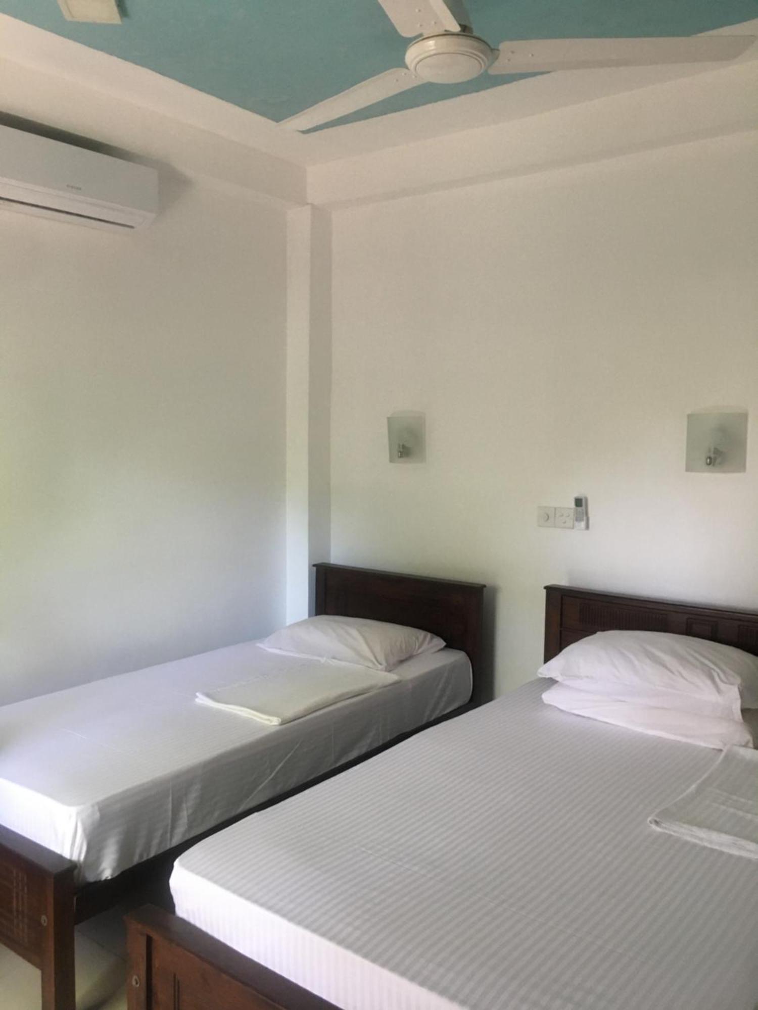 Anthony Guesthouse Hikkaduwa Zewnętrze zdjęcie