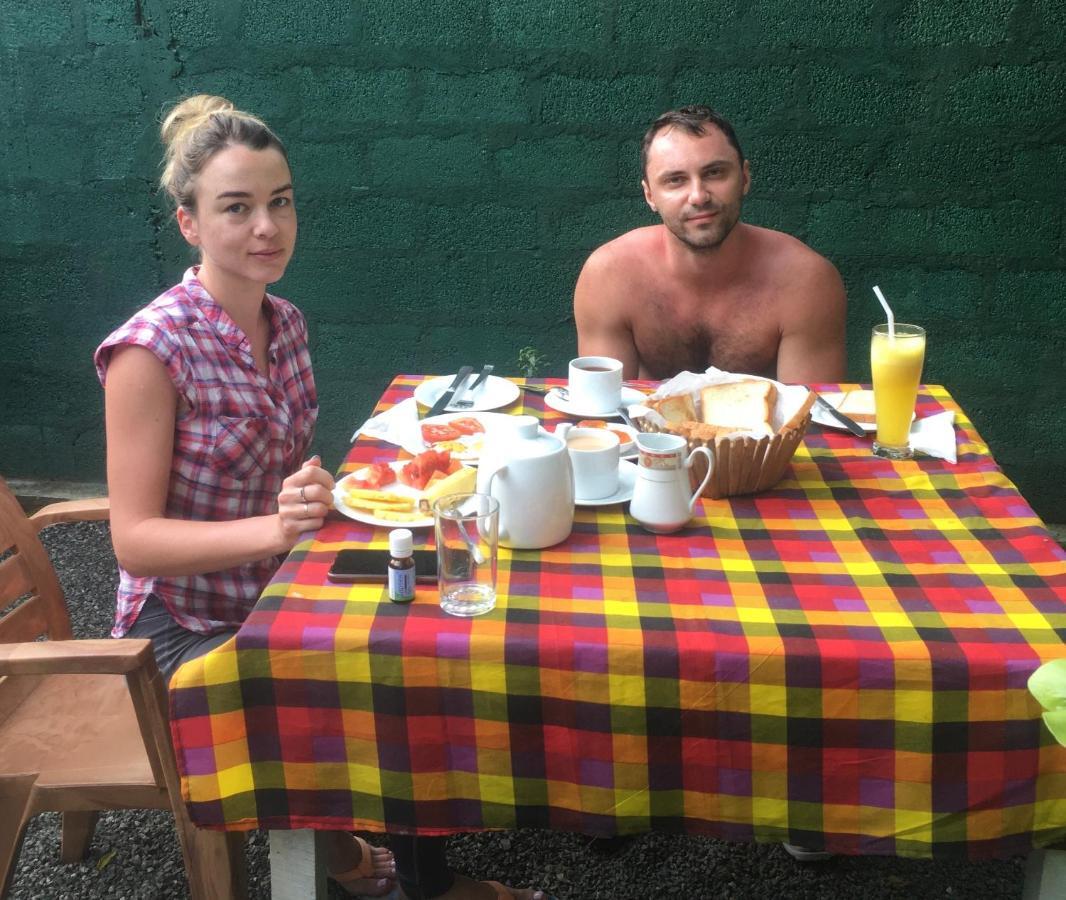 Anthony Guesthouse Hikkaduwa Zewnętrze zdjęcie
